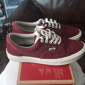 Vans Men's Burgundy Canvas Sneakers